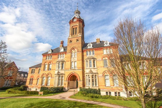  Image of 2 bedroom Flat for sale in Exeter Close Watford WD24 at Exeter Close  Watford, WD24 4RE