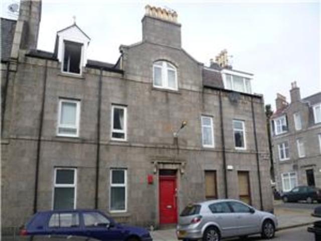  Image of 2 bedroom Flat to rent in Elmbank Road Aberdeen AB24 at City Centre Aberdeen Aberdeen, AB24 3PH