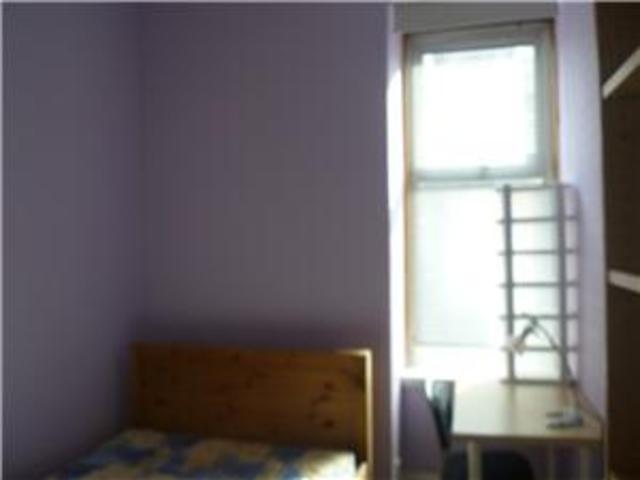  Image of 2 bedroom Flat to rent in Elmbank Road Aberdeen AB24 at City Centre Aberdeen Aberdeen, AB24 3PH