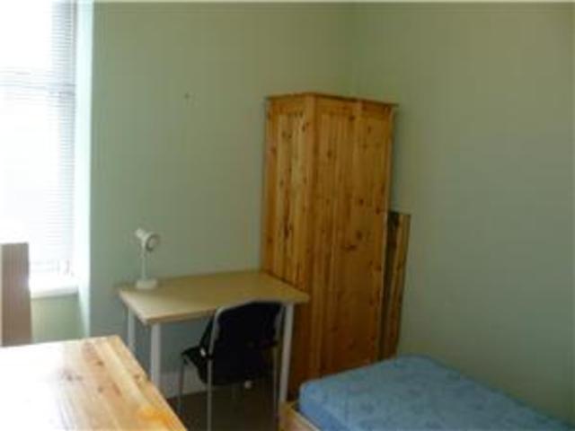  Image of 2 bedroom Flat to rent in Elmbank Road Aberdeen AB24 at City Centre Aberdeen Aberdeen, AB24 3PH