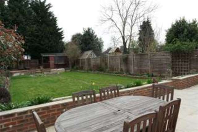  Image of 5 bedroom Detached house to rent in Ember Lane Esher KT10 at Esher, KT10 8EJ