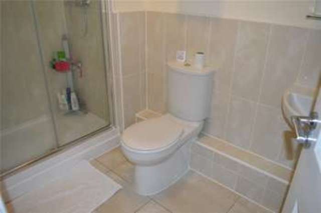  Image of 2 bedroom Apartment for sale in Moulsford Mews Reading RG30 at Moulsford Mews Reading Reading, RG30 1ET