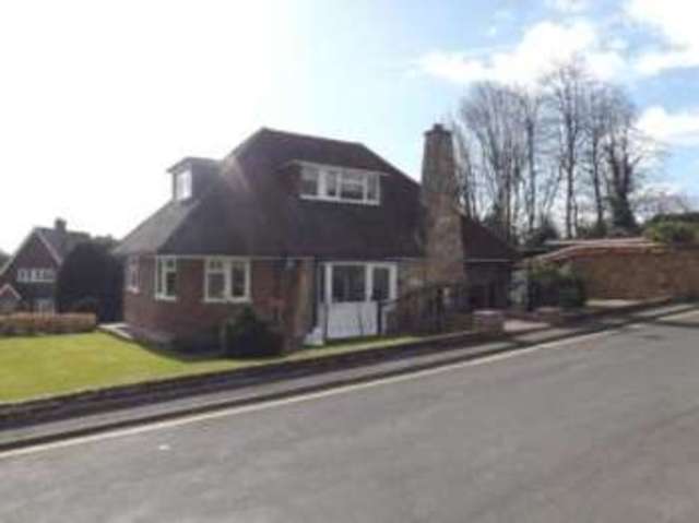  Image of 3 bedroom Bungalow for sale in Ravensmere Epping CM16 at Epping Essex Epping, CM16 4PS