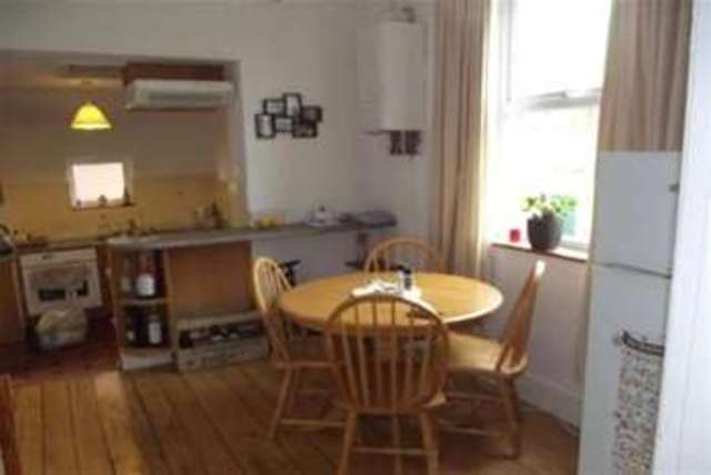  Image of 1 bedroom Flat to rent in Blackboy Road Exeter EX4 at Exeter, EX4 6SS
