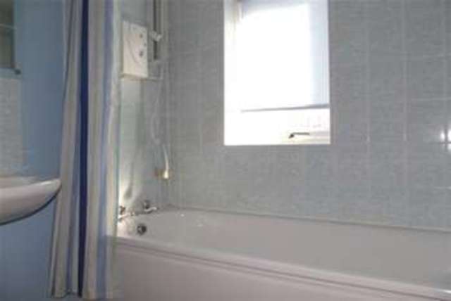  Image of 3 bedroom Detached house to rent in William Drive Eynesbury St. Neots PE19 at St. Neots, PE19 2RF