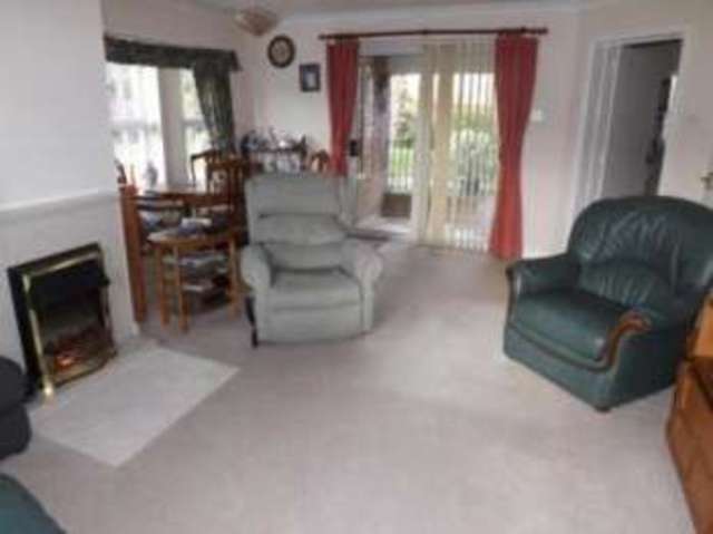  Image of 2 bedroom Flat for sale in Priestfields Fareham PO14 at Fareham Hampshire Titchfield, PO14 4TE