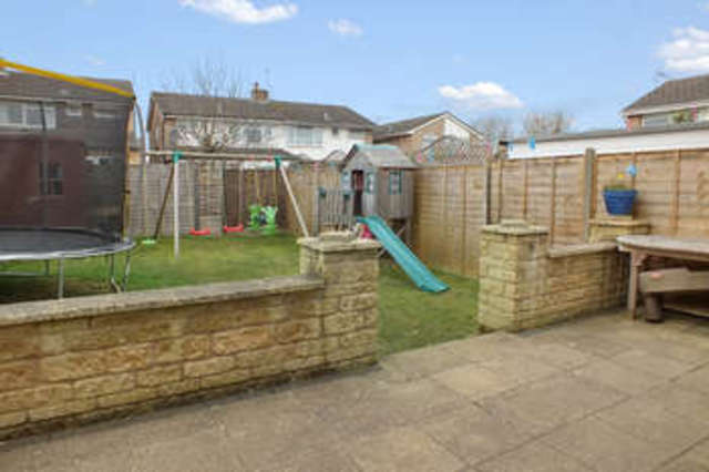  Image of 4 bedroom End of Terrace for sale in Town End Road Faringdon SN7 at Faringdon Oxfordshire, SN7 7UP