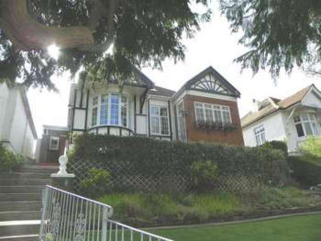  Image of 2 bedroom Property for sale in Felinfoel Road Llanelli SA15 at Felinfoel Road Llanelli Llanelli, SA15 3NJ