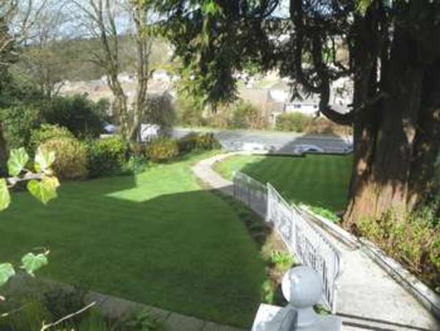  Image of 2 bedroom Property for sale in Felinfoel Road Llanelli SA15 at Felinfoel Road Llanelli Llanelli, SA15 3NJ