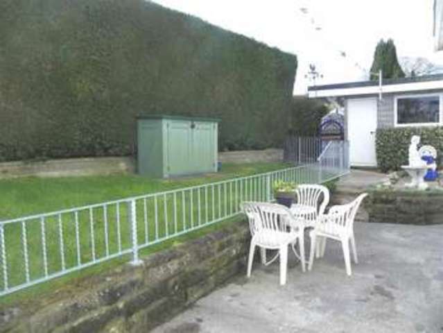  Image of 2 bedroom Property for sale in Felinfoel Road Llanelli SA15 at Felinfoel Road Llanelli Llanelli, SA15 3NJ