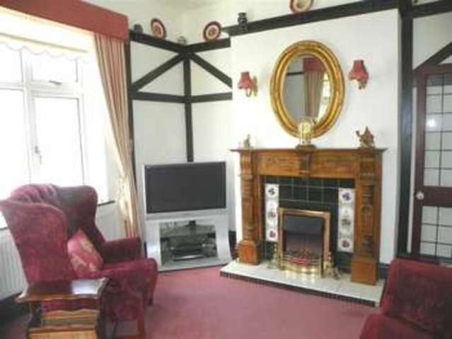  Image of 2 bedroom Property for sale in Felinfoel Road Llanelli SA15 at Felinfoel Road Llanelli Llanelli, SA15 3NJ