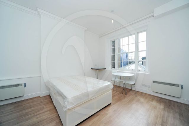  Image of Flat to rent in Finchley Road London NW3 at Finchley Road Hampstead Belsize Park, NW3 6JY