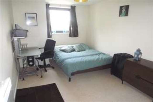  Image of 2 bedroom Flat to rent in St. Albans Road Watford WD17 at Watford, WD17 1BN