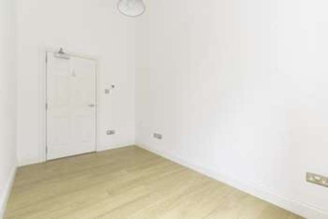  Image of 2 bedroom Flat for sale in Dock Street Dundee DD1 at 62 Dock Street  Dundee, DD1 3DU