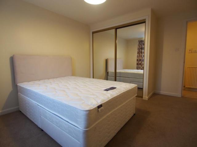  Image of 2 bedroom Flat to rent in Craigton Road Aberdeen AB15 at Mannofield Aberdeen Aberdeen, AB15 7US