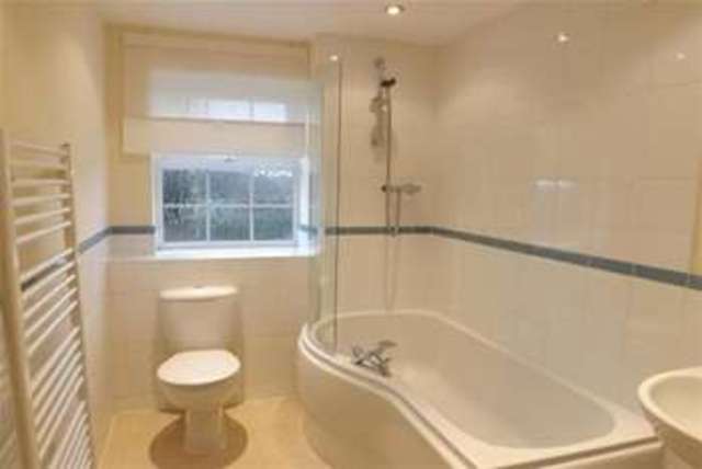  Image of 2 bedroom Flat to rent in Flatts Lane Calverton Nottingham NG14 at Nottingham, NG14 6RF