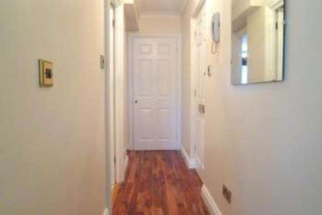  Image of 1 bedroom Flat to rent in Fleetwood Close Croydon CR0 at Croydon, CR0 5HD