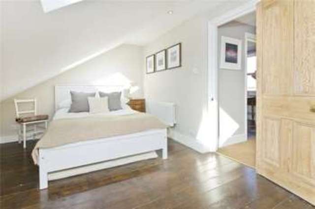  Image of 5 bedroom Terraced house for sale in Fletching Road London E5 at Clapton London Upper Clapton, E5 9QP