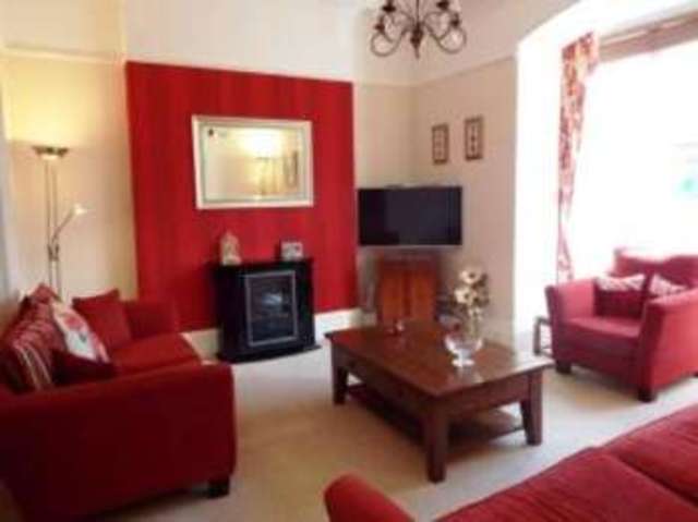  Image of 2 bedroom Flat for sale in Fore Street Kingsbridge TQ7 at Fore Street Kingsbridge Kingsbridge, TQ7 1PY