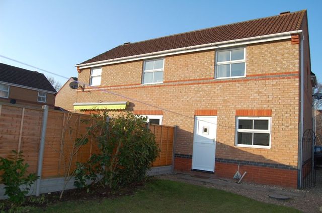  Image of 2 bedroom Semi-Detached house to rent in Fox Covert South Hykeham Lincoln LN6 at Lincoln  Lincoln, LN6 9UG