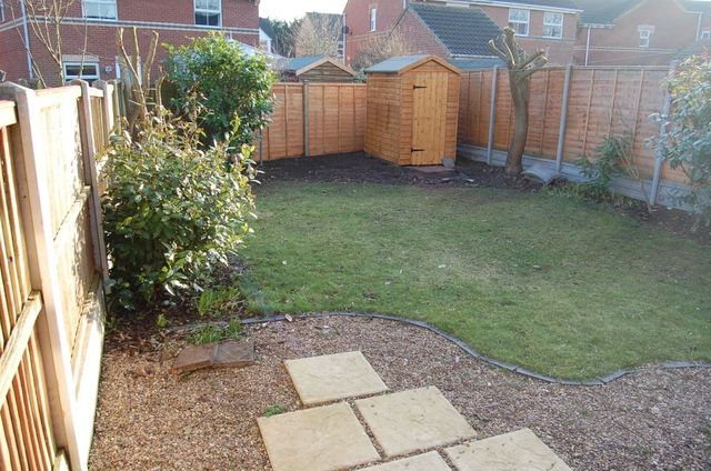  Image of 2 bedroom Semi-Detached house to rent in Fox Covert South Hykeham Lincoln LN6 at Lincoln  Lincoln, LN6 9UG