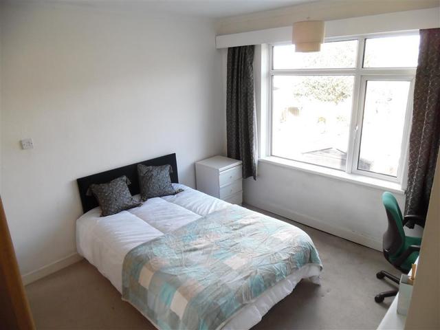  Image of 4 bedroom Detached house to rent in Frederick Road Selly Oak Birmingham B29 at Frederick Road Selly Oak BIRMINGHAM, B29 6PB