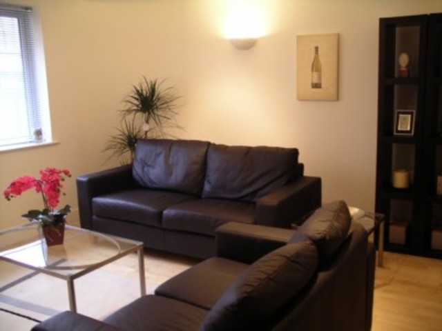  Image of 2 bedroom Apartment to rent in St. Nicholas Court Ipswich IP1 at Friars Street  Ipswich, IP1 1TG