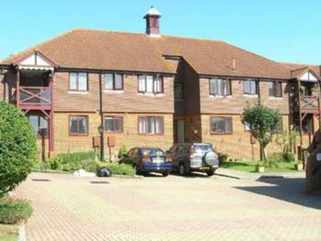  Image of 2 bedroom Retirement Property for sale in Fromow Gardens Windlesham GU20 at Windmill Fields  Windlesham, GU20 6QN