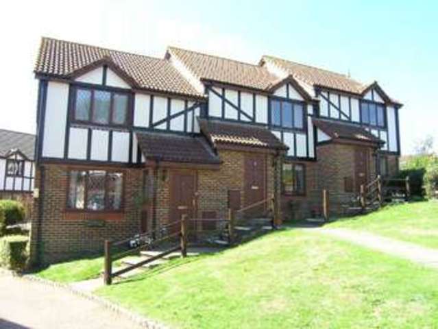  Image of 2 bedroom Retirement Property for sale in Fromow Gardens Windlesham GU20 at Windmill Fields  Windlesham, GU20 6QN