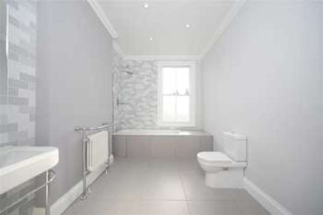  Image of 4 bedroom Terraced house for sale in Galesbury Road London SW18 at Wandsworth  Earlsfield, SW18 2RL
