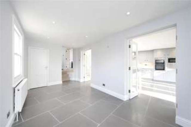  Image of 4 bedroom Terraced house for sale in Galesbury Road London SW18 at Wandsworth  Earlsfield, SW18 2RL