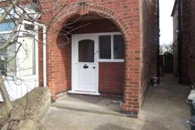  Image of 3 bedroom Property to rent in Gedling Road Carlton Nottingham NG4 at Nottingham, NG4 3FH