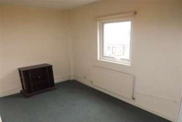  Image of 1 bedroom Flat to rent in George Street Rishton Blackburn BB1 at Blackburn, BB1 4JF