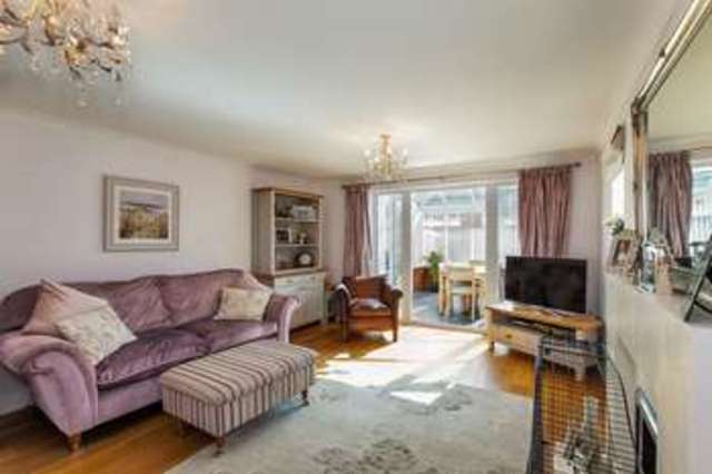  Image of 5 bedroom Detached house for sale in Girton Way Bletchley Milton Keynes MK3 at Girton Way Bletchley Milton Keynes, MK3 6EL