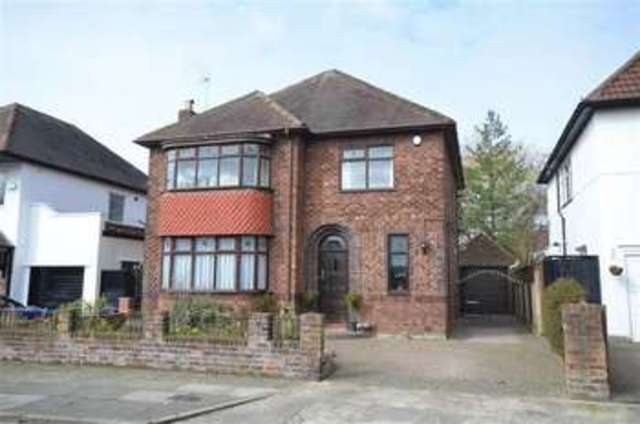  Image of 4 bedroom Detached house for sale in Glendyke Road Allerton Liverpool L18 at Glendyke Road Calderstones Liverpool, L18 6JR