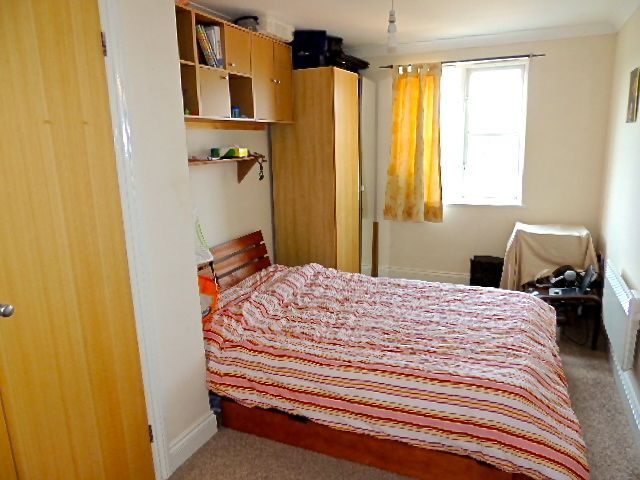  Image of 2 bedroom Apartment to rent in Lordship Lane London SE22 at East Dulwich, SE22 8GB