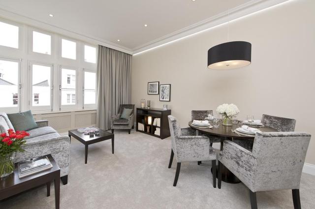  Image of 2 bedroom Flat for sale in Gloucester Walk London W8 at Gloucester Walk  London, W8 4HY