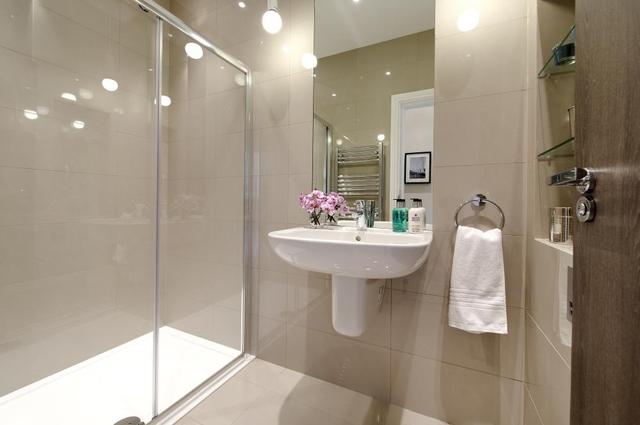  Image of 2 bedroom Flat for sale in Gloucester Walk London W8 at Gloucester Walk  London, W8 4HY
