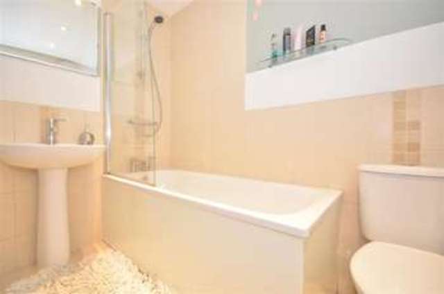  Image of 1 bedroom Apartment for sale in Godstone Road Whyteleafe CR3 at Caterham Surrey Whyteleafe, CR3 0BD