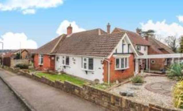  Image of 2 bedroom Bungalow for sale in Goldings Rise Loughton IG10 at Loughton Essex Loughton, IG10 2QP