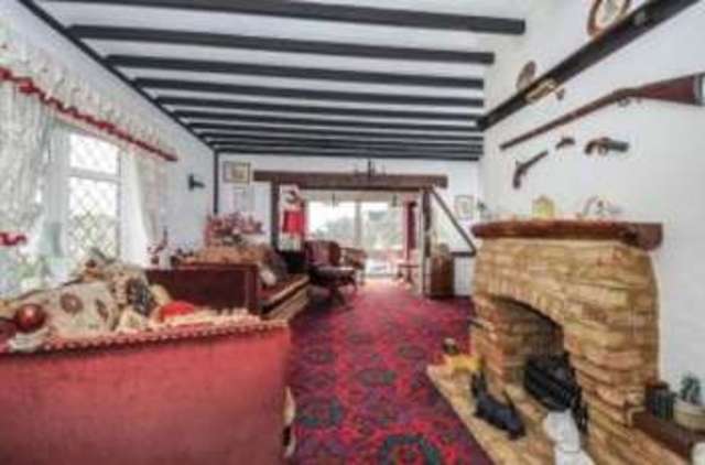  Image of 2 bedroom Bungalow for sale in Goldings Rise Loughton IG10 at Loughton Essex Loughton, IG10 2QP
