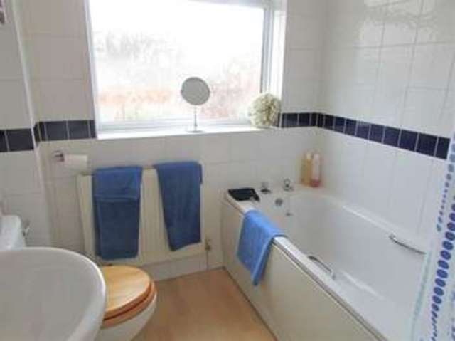  Image of 3 bedroom Semi-Detached house for sale in Goss Drive Street BA16 at Street, BA16 0RR