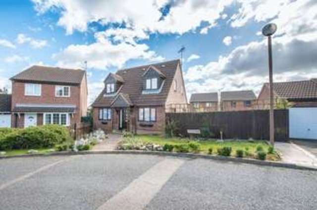  Image of 3 bedroom Detached house for sale in Anglesey Court Great Holm Milton Keynes MK8 at Anglesey Court Great Holm Milton Keynes, MK8 9EH