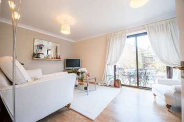  Image of 3 bedroom Detached house for sale in Anglesey Court Great Holm Milton Keynes MK8 at Anglesey Court Great Holm Milton Keynes, MK8 9EH