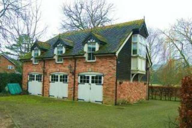  Image of 1 bedroom Flat to rent in Green Meadow Lane Goodworth Clatford Andover SP11 at Green Meadow Lane Goodworth Clatford Andover, SP11 7HH