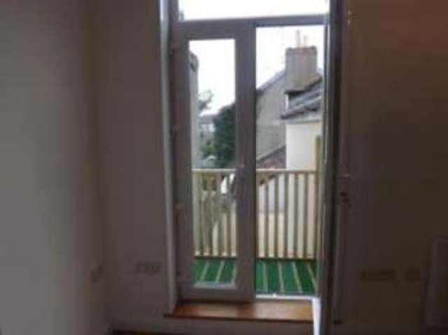  Image of 2 bedroom Flat for sale in Greenbank Road Greenbank Bristol BS5 at Greenbank Bristol Stapleton, BS5 6HE