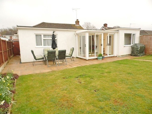  Image of 3 bedroom Detached house for sale in Greenfield Crescent Waterlooville PO8 at Greenfield Crescent Cowplain Waterlooville, PO8 9EL