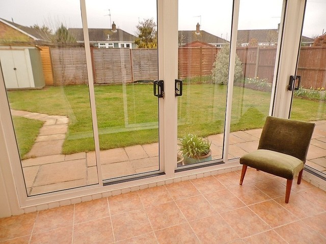  Image of 3 bedroom Detached house for sale in Greenfield Crescent Waterlooville PO8 at Greenfield Crescent Cowplain Waterlooville, PO8 9EL