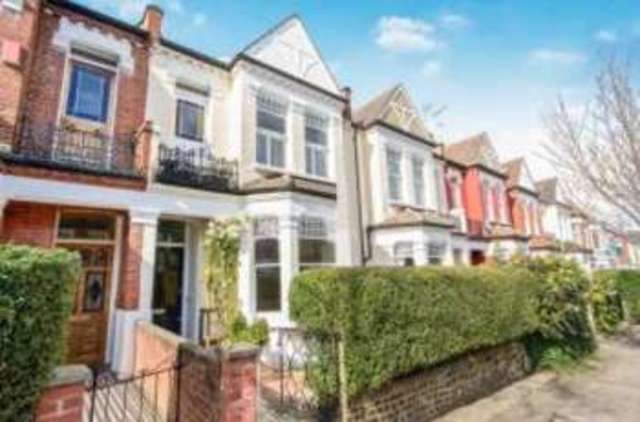  Image of 2 bedroom Flat for sale in Greenham Road London N10 at London  Muswell Hill, N10 1LN