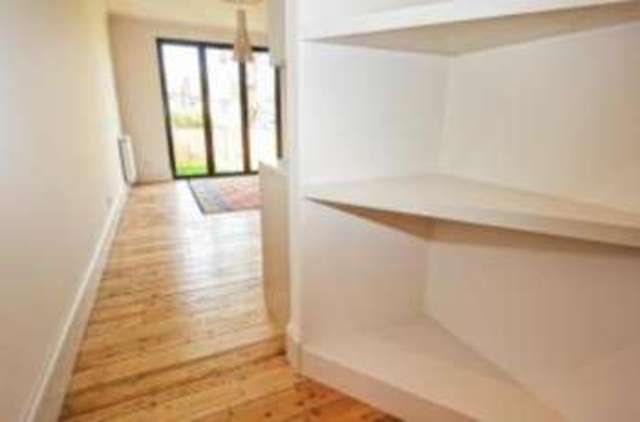  Image of 2 bedroom Flat for sale in Greenham Road London N10 at London  Muswell Hill, N10 1LN